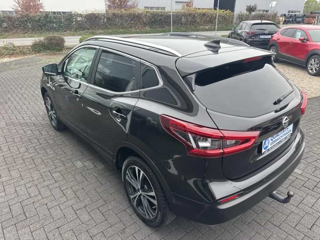 Nissan Qashqai 1.3 N-Connecta aAHK Panoramadach 03/2020-photo-6