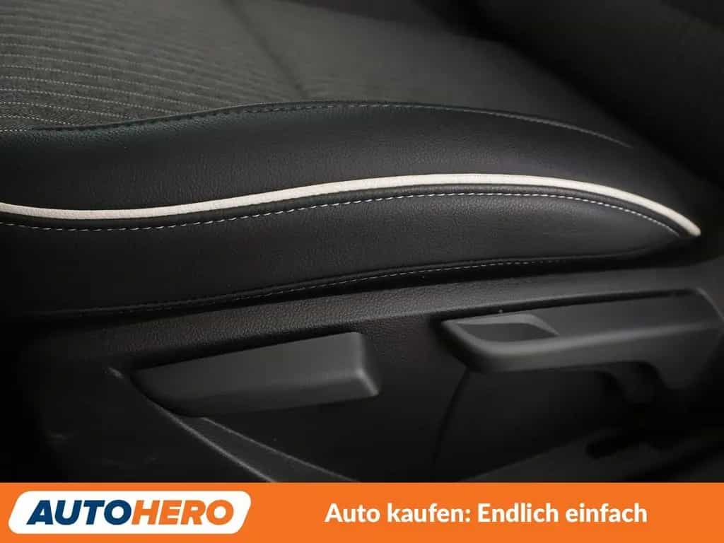 Renault Clio 1.0 TCe Intens *NAVI*LED*CAM*SHZ*TEMPO*ALU* 05/2020-photo-26