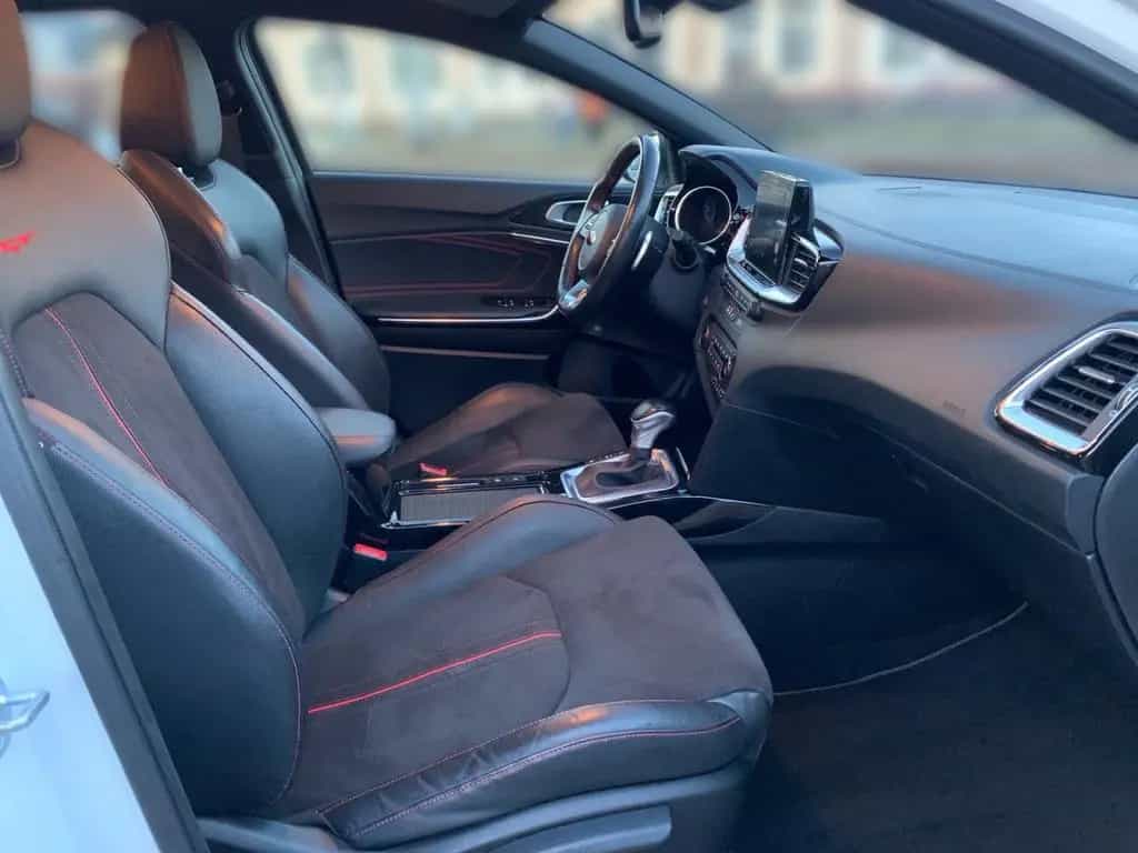 Kia ProCeed 1.6 T-GDI 7-DCT GT AHK Sportauspuff 08/2019-photo-26