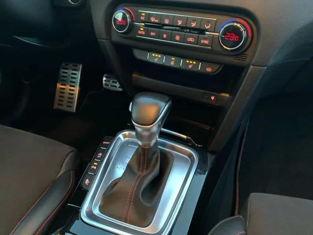 Kia ProCeed 1.6 T-GDI 7-DCT GT AHK Sportauspuff 08/2019-photo-27