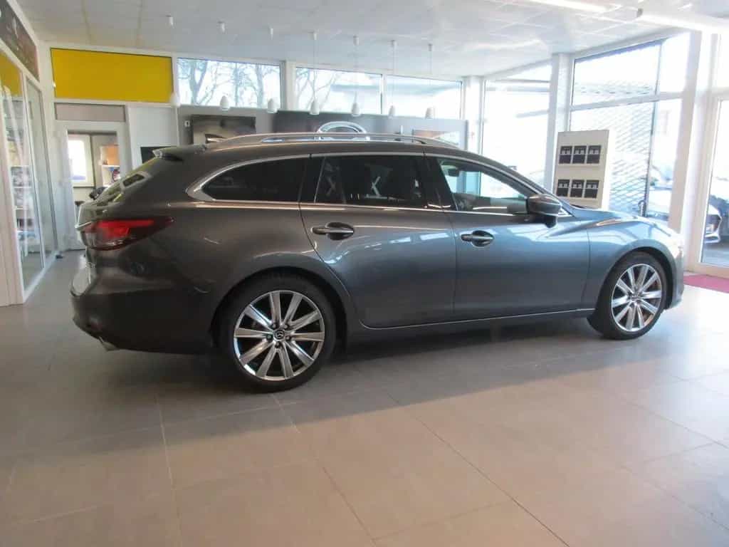 Mazda 6 Kombi Sportsline Plus / Allwetterreifen / AHK 01/2023-photo-2