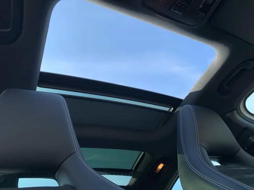 Mercedes-Benz GLA-Class 180 Urban Automatik Navi Pan. Dach 07/2017-photo-27