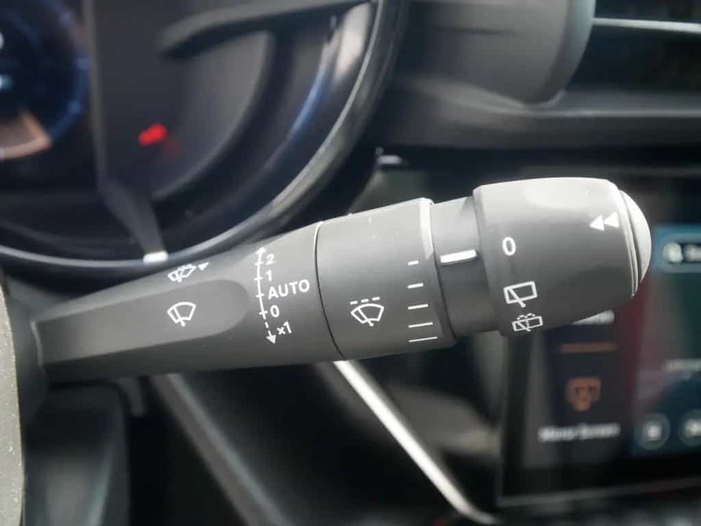 Alfa Romeo Junior IBRIDA Q4 TI 1.2 VGT 145PS DCT6 SCHIEBEDA 05/2026-photo-25