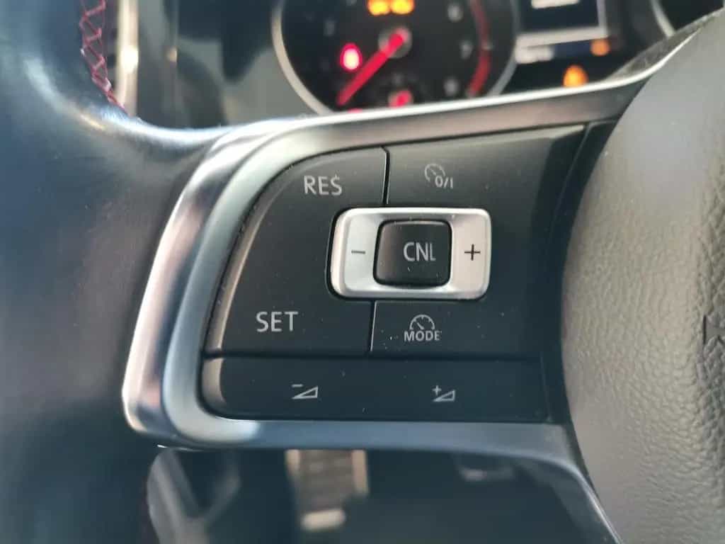 Volkswagen Golf 2.0 FSI GTI Performance BMT Winter|Xenon|Na 06/2015-photo-10