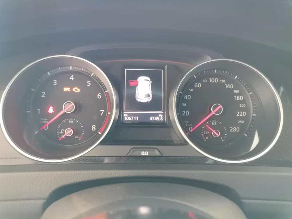 Volkswagen Golf 2.0 FSI GTI Performance BMT Winter|Xenon|Na 06/2015-photo-11