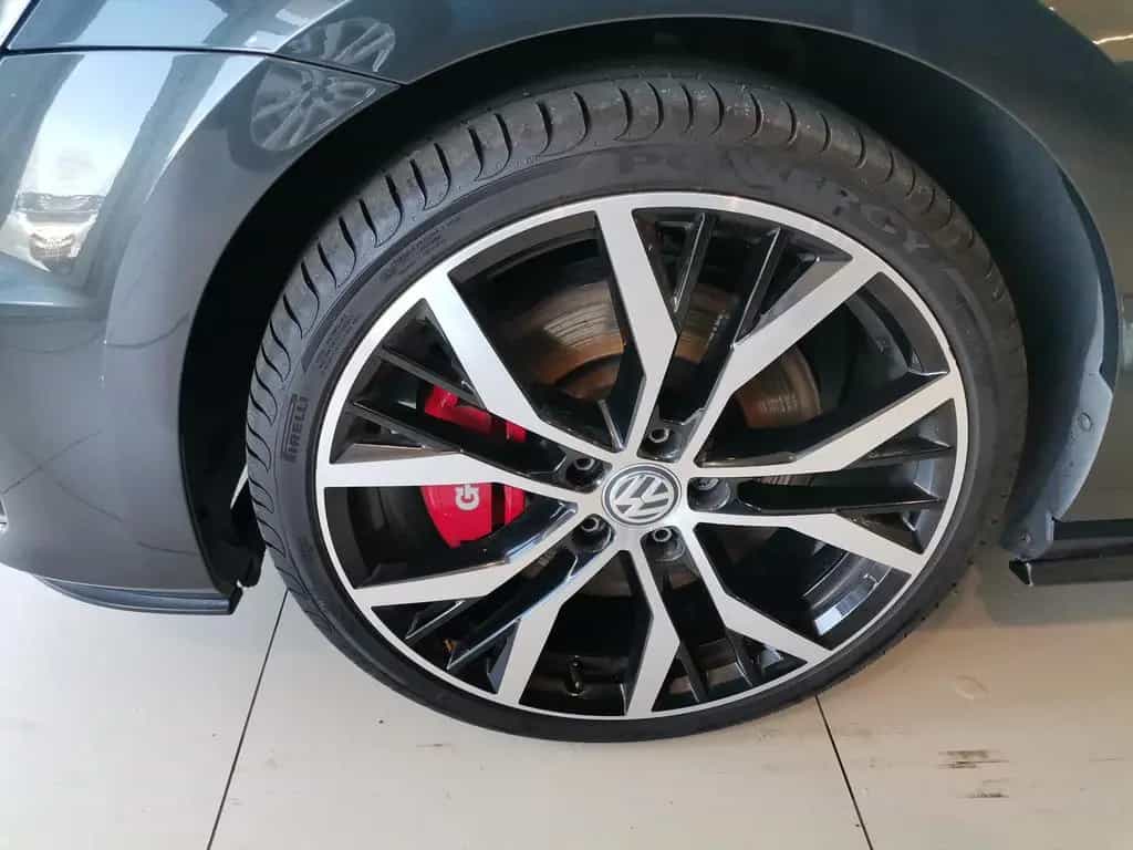 Volkswagen Golf 2.0 FSI GTI Performance BMT Winter|Xenon|Na 06/2015-photo-7