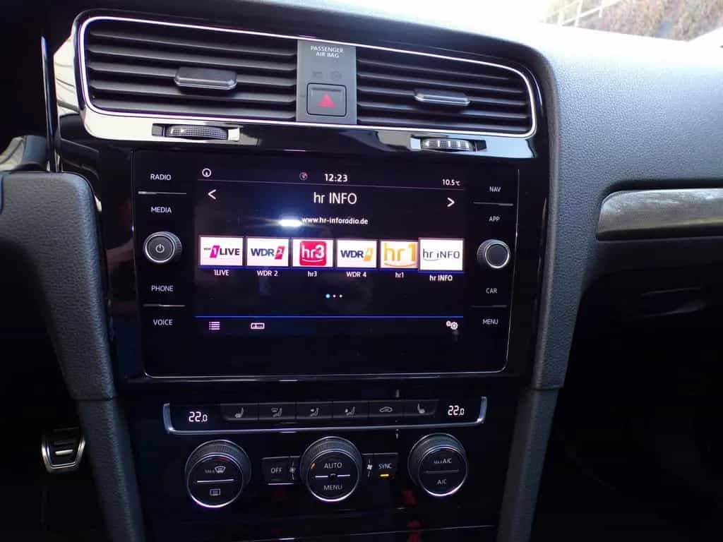 Volkswagen Golf VII VARIANT 1.0 TSI IQ DRIVE / BLIND SPOT 04/2019-photo-14