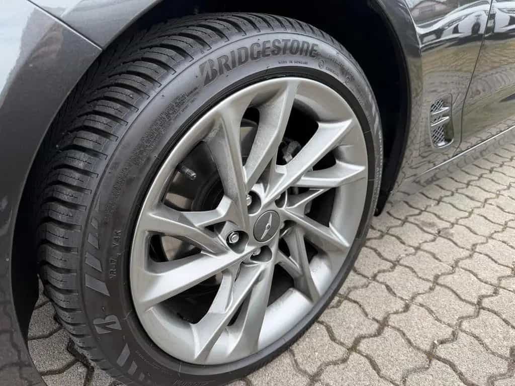Genesis G70 Shooting Brake 2,2D AT Premium Tech-Komfortp 11/2024-photo-5