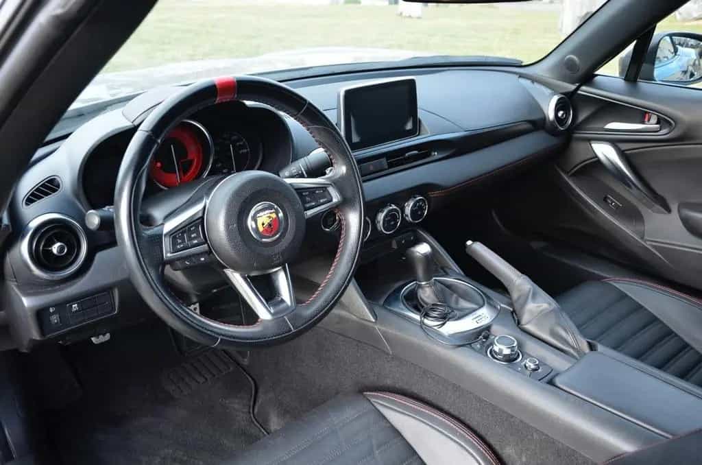 Abarth 124 124 SPIDER 1.4 t M.AIR 170cv 70° ANNIVERS 07/2019-photo-9
