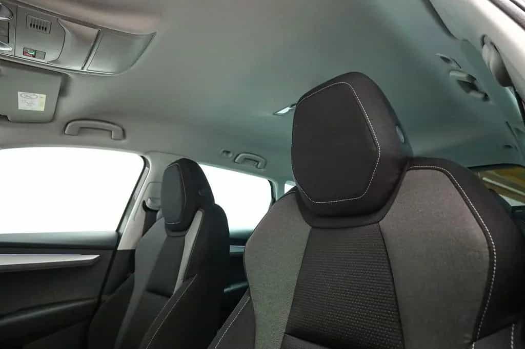 Skoda Karoq 1.5 TSI TOUR*LED*KESSY*AHK*KAMERA*PDC*NAVI 08/2022-photo-23