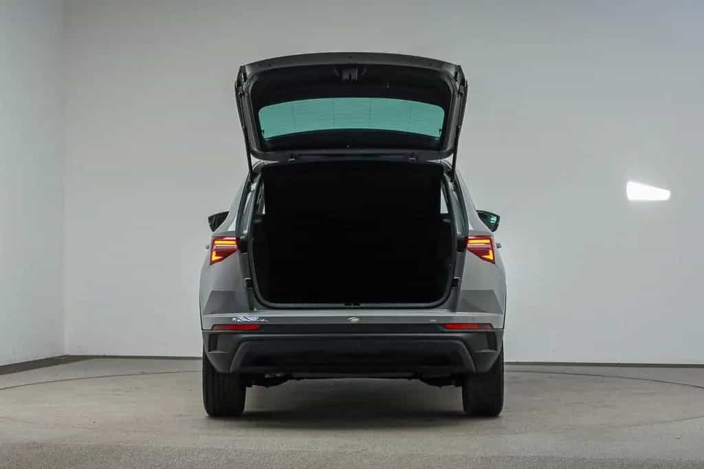 Skoda Karoq 1.5 TSI TOUR*LED*KESSY*AHK*KAMERA*PDC*NAVI 08/2022-photo-6