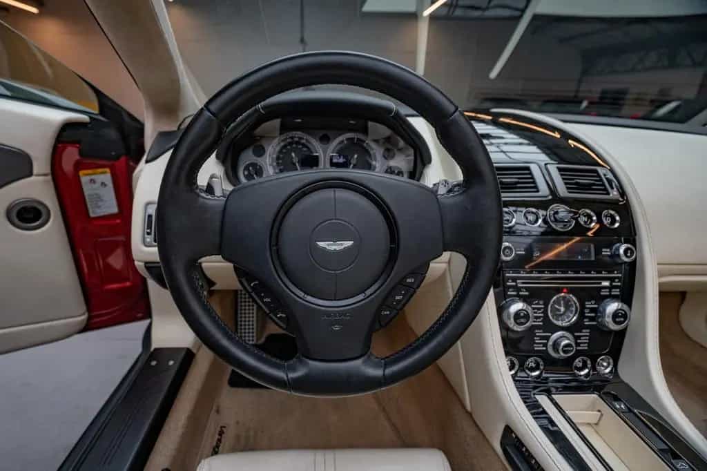 Aston Martin V8 Vantage S Roadster *SP10 Chassis/Volcano Red* 04/2013-photo-30