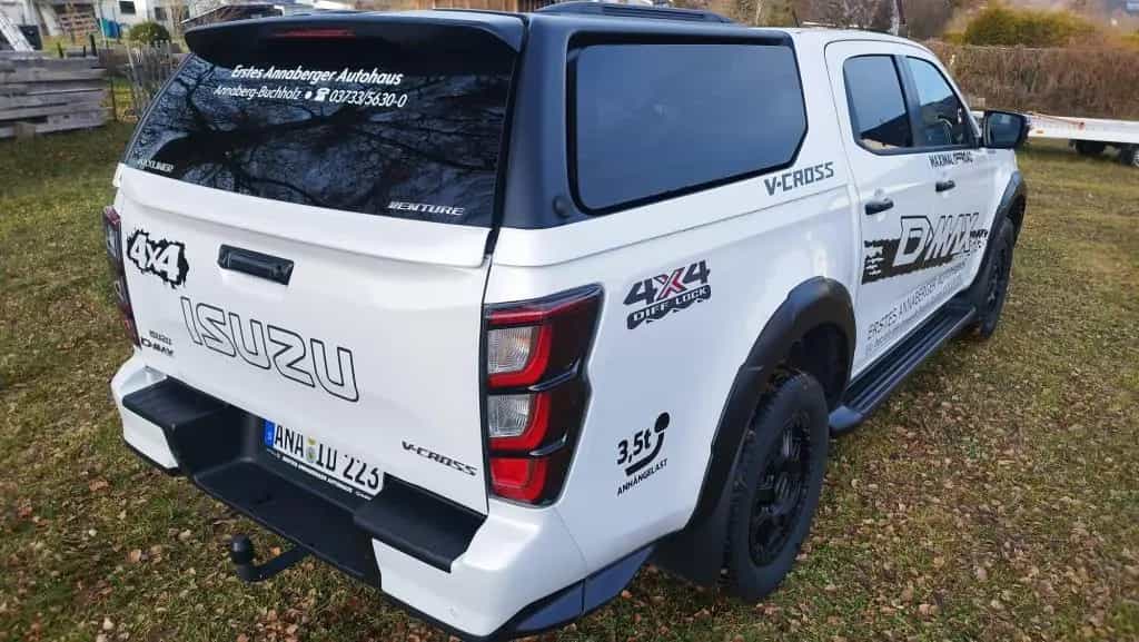 Isuzu D-Max Double Cab 4x4, V-Cross, AHZV, Hard-Top 03/2025-photo-4