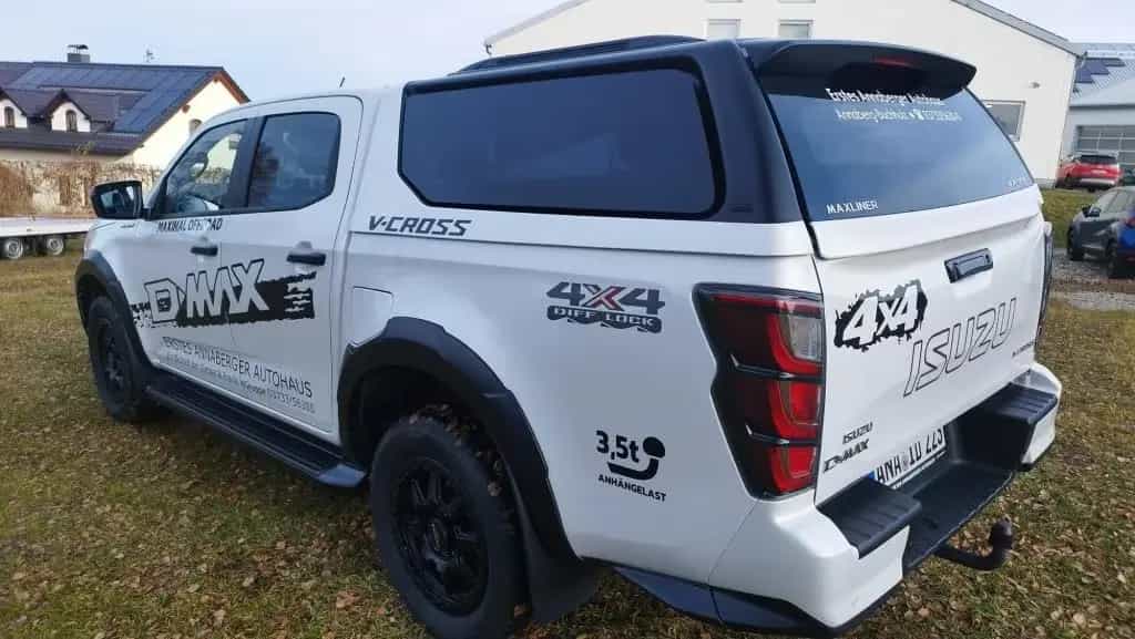 Isuzu D-Max Double Cab 4x4, V-Cross, AHZV, Hard-Top 03/2025-photo-7