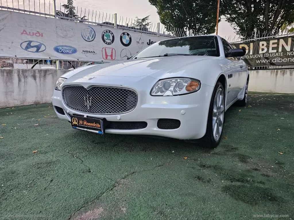 Maserati Quattroporte MASERATI Quattroporte 4.2 V8 Aut. Exec. GT 12/2005-photo-3
