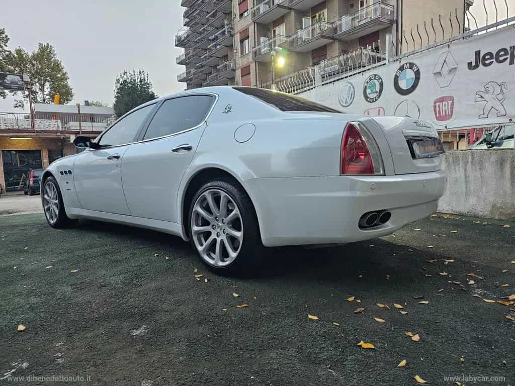 Maserati Quattroporte MASERATI Quattroporte 4.2 V8 Aut. Exec. GT 12/2005-photo-4