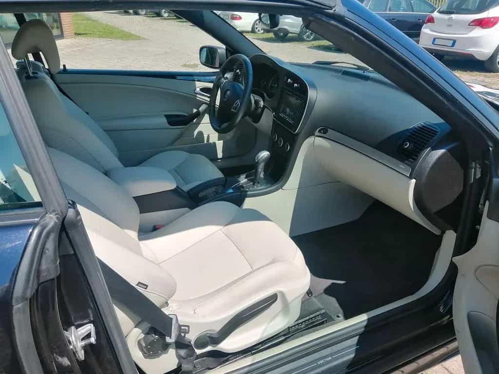 Saab 9-3 Cabriolet 1.9 TiD 16V DPF Vector 10/2008-photo-11