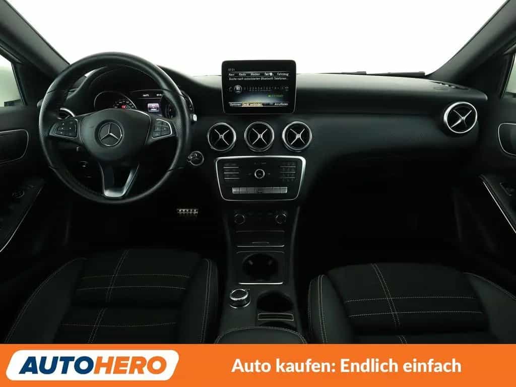 Mercedes-Benz A-Class 160 Urban Aut.*LED*TEMPO*CAM*PDC*SHZ*KLIMA* 03/2016-photo-11