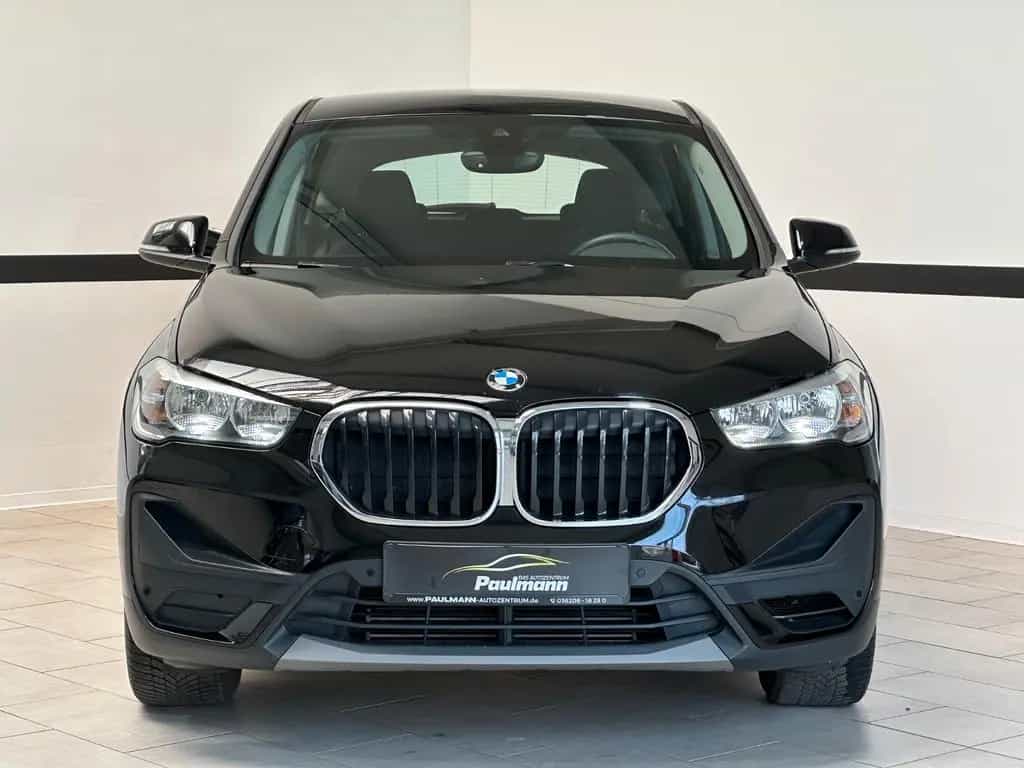 BMW X1 sDrive18i Advantage Navi*PDC*Klimaaut.*1.Hand 12/2019-photo-1