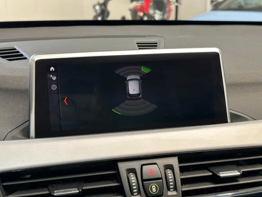 BMW X1 sDrive18i Advantage Navi*PDC*Klimaaut.*1.Hand 12/2019-photo-11