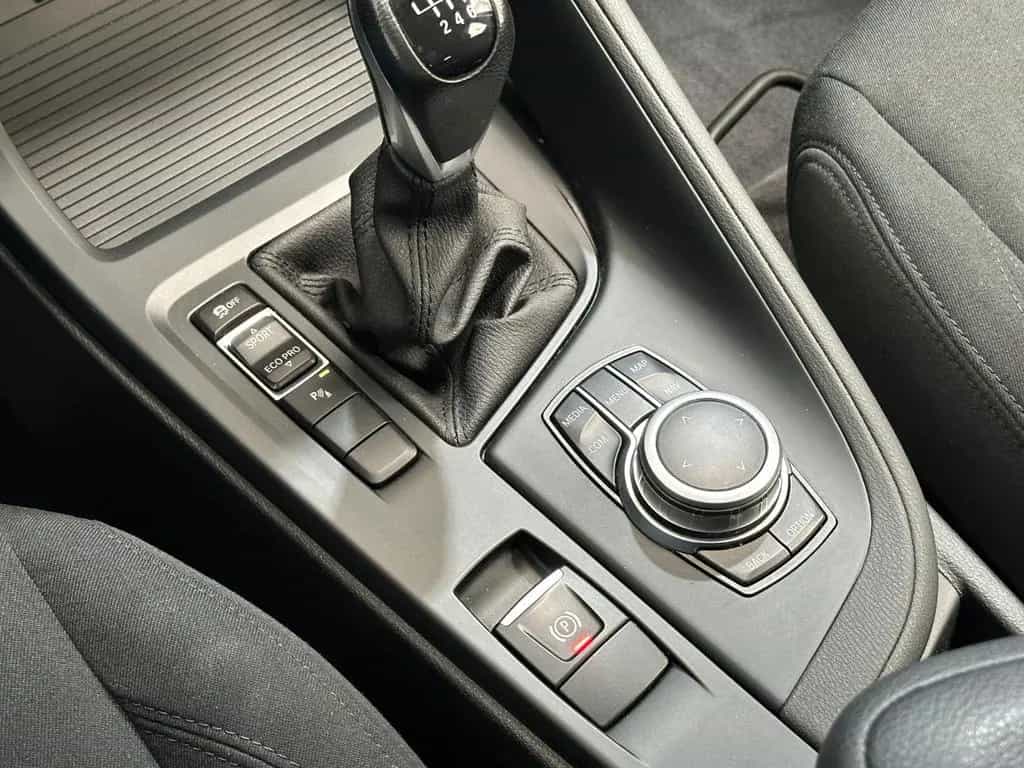 BMW X1 sDrive18i Advantage Navi*PDC*Klimaaut.*1.Hand 12/2019-photo-19