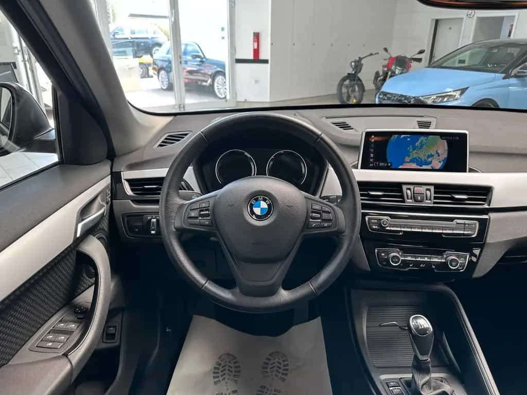 BMW X1 sDrive18i Advantage Navi*PDC*Klimaaut.*1.Hand 12/2019-photo-9