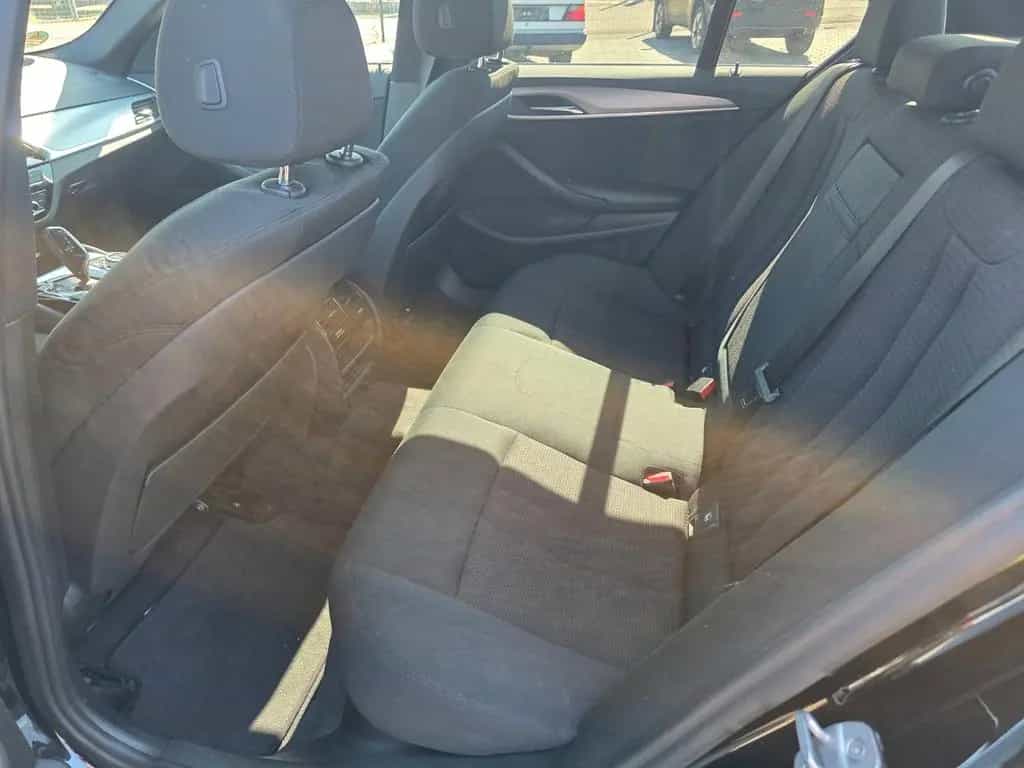 BMW 5 Series 520 Baureihe 5 Lim. 520 i *Automatik* 12/2017-photo-11