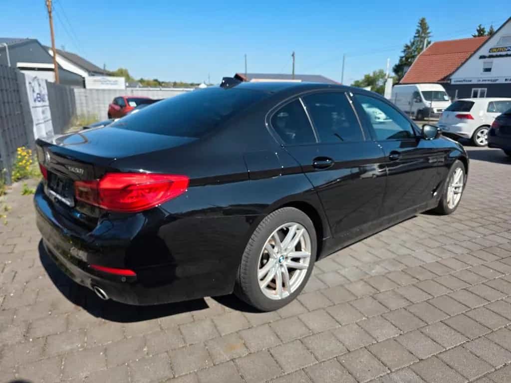 BMW 5 Series 520 Baureihe 5 Lim. 520 i *Automatik* 12/2017-photo-6