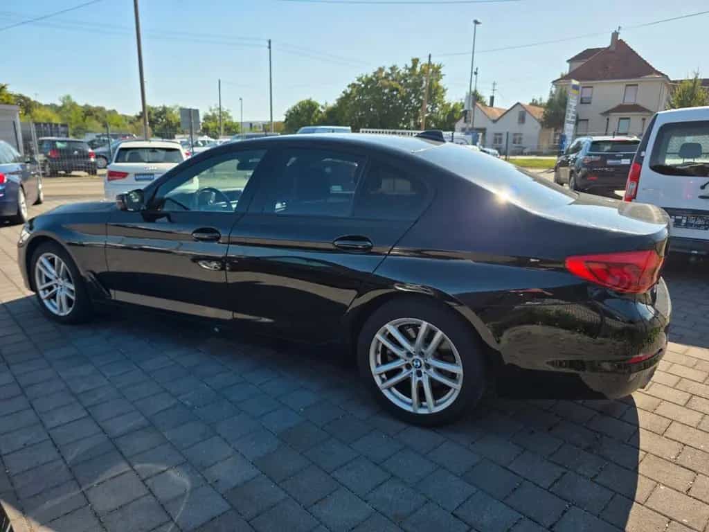 BMW 5 Series 520 Baureihe 5 Lim. 520 i *Automatik* 12/2017-photo-8