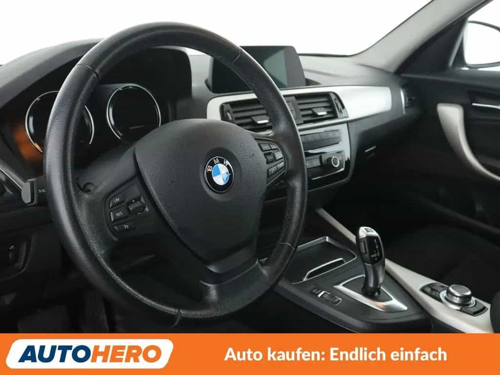BMW 1 Series 118i Advantage Aut.*NAVI*LED*TEMPO*PDC*SHZ* 01/2018-photo-10