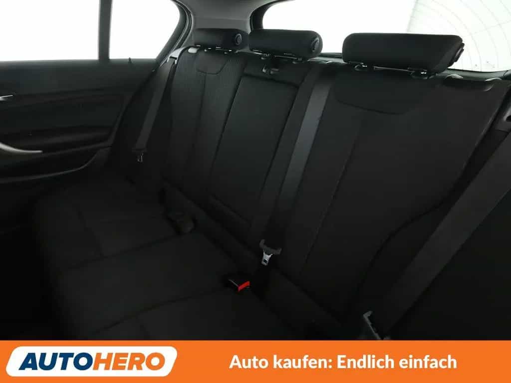 BMW 1 Series 118i Advantage Aut.*NAVI*LED*TEMPO*PDC*SHZ* 01/2018-photo-13
