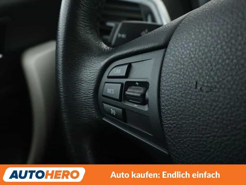 BMW 1 Series 118i Advantage Aut.*NAVI*LED*TEMPO*PDC*SHZ* 01/2018-photo-31