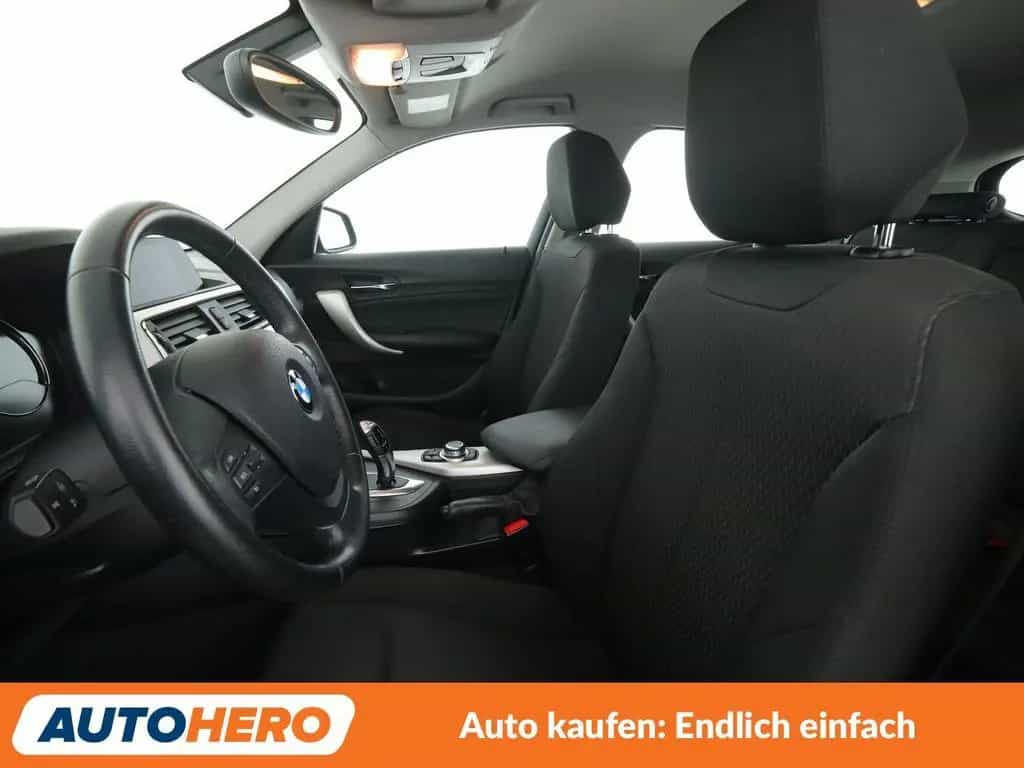BMW 1 Series 118i Advantage Aut.*NAVI*LED*TEMPO*PDC*SHZ* 01/2018-photo-9