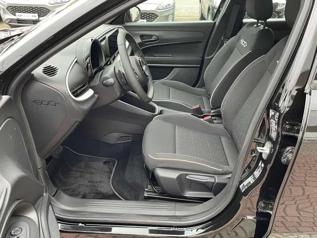 Fiat 600 1.2 Hybrid Automatik /PDC+Allwetter+Klimaaut 08/2024-photo-14