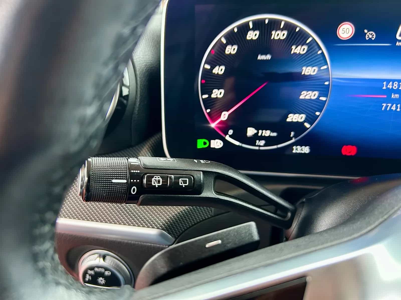 Mercedes-Benz C-Class 200 06/2022-photo-16