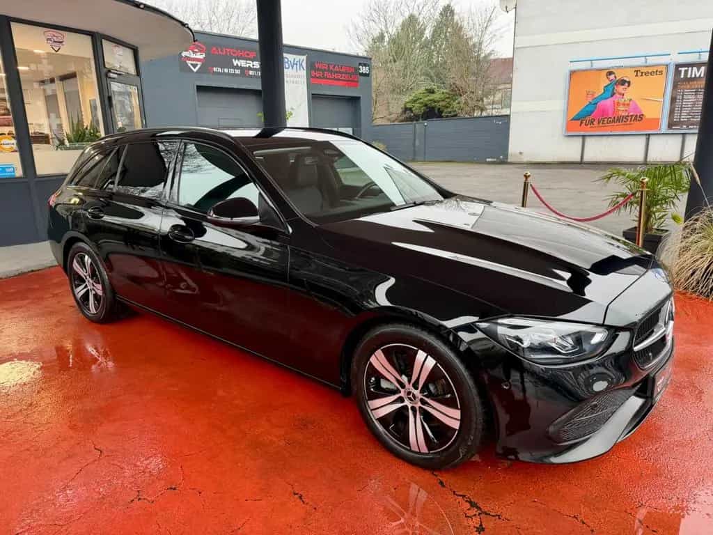 Mercedes-Benz C-Class 220 Avantgarde 4Matic Business Paket 1. Hand 12/2021-photo-1