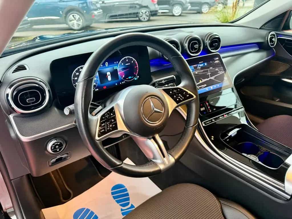 Mercedes-Benz C-Class 220 Avantgarde 4Matic Business Paket 1. Hand 12/2021-photo-14