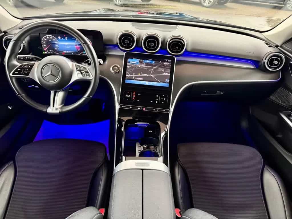 Mercedes-Benz C-Class 220 Avantgarde 4Matic Business Paket 1. Hand 12/2021-photo-18