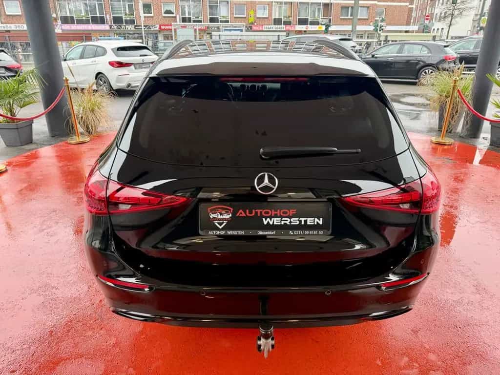 Mercedes-Benz C-Class 220 Avantgarde 4Matic Business Paket 1. Hand 12/2021-photo-4