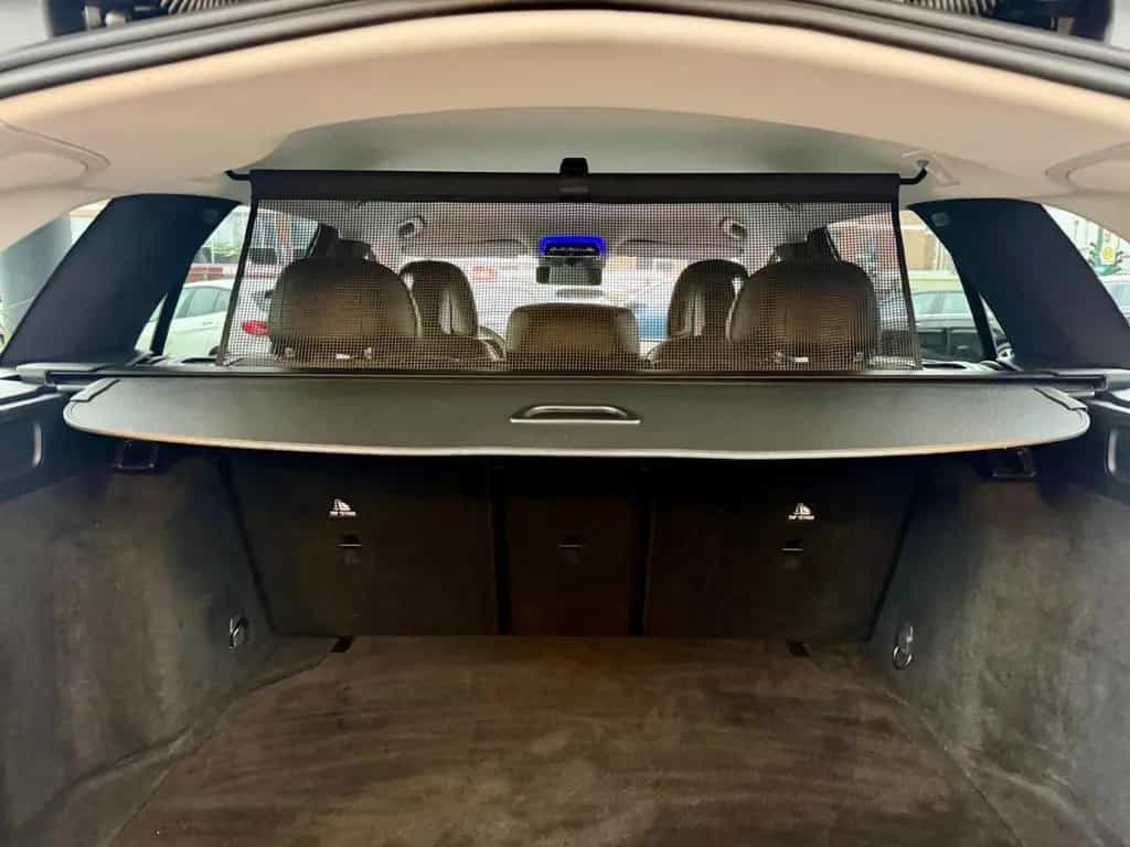 Mercedes-Benz C-Class 220 Avantgarde 4Matic Business Paket 1. Hand 12/2021-photo-42