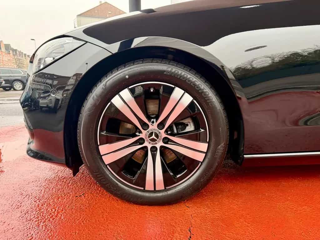Mercedes-Benz C-Class 220 Avantgarde 4Matic Business Paket 1. Hand 12/2021-photo-43