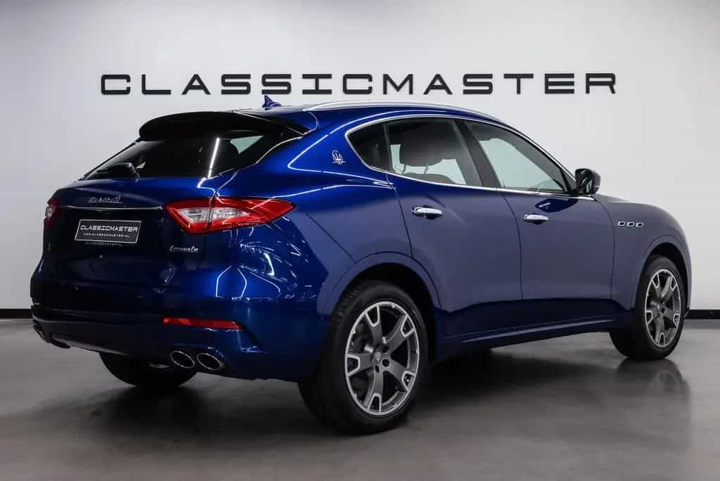 Maserati Levante 3.0 V6 AWD GranLusso Dealer auto 06/2017-photo-2
