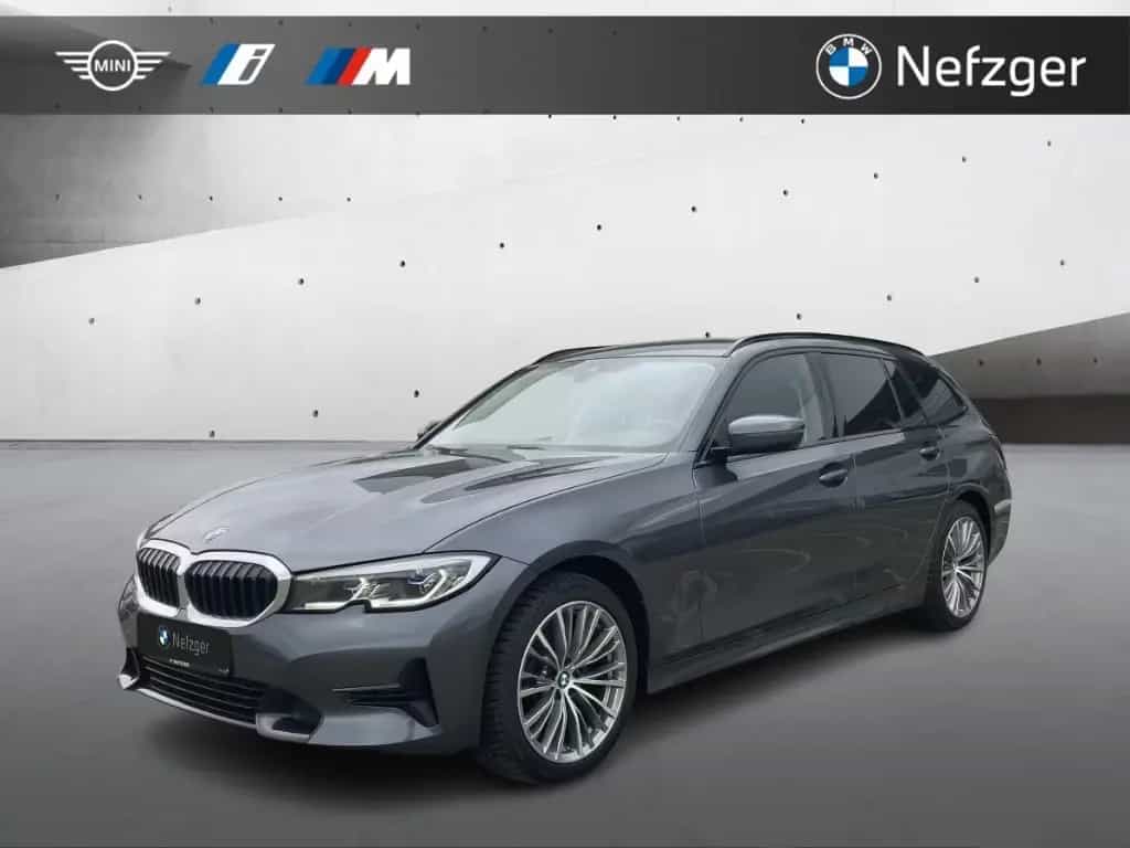 BMW 320 d xDrive Touring Sport Line  Park-Assistent 08/2022-photo-0