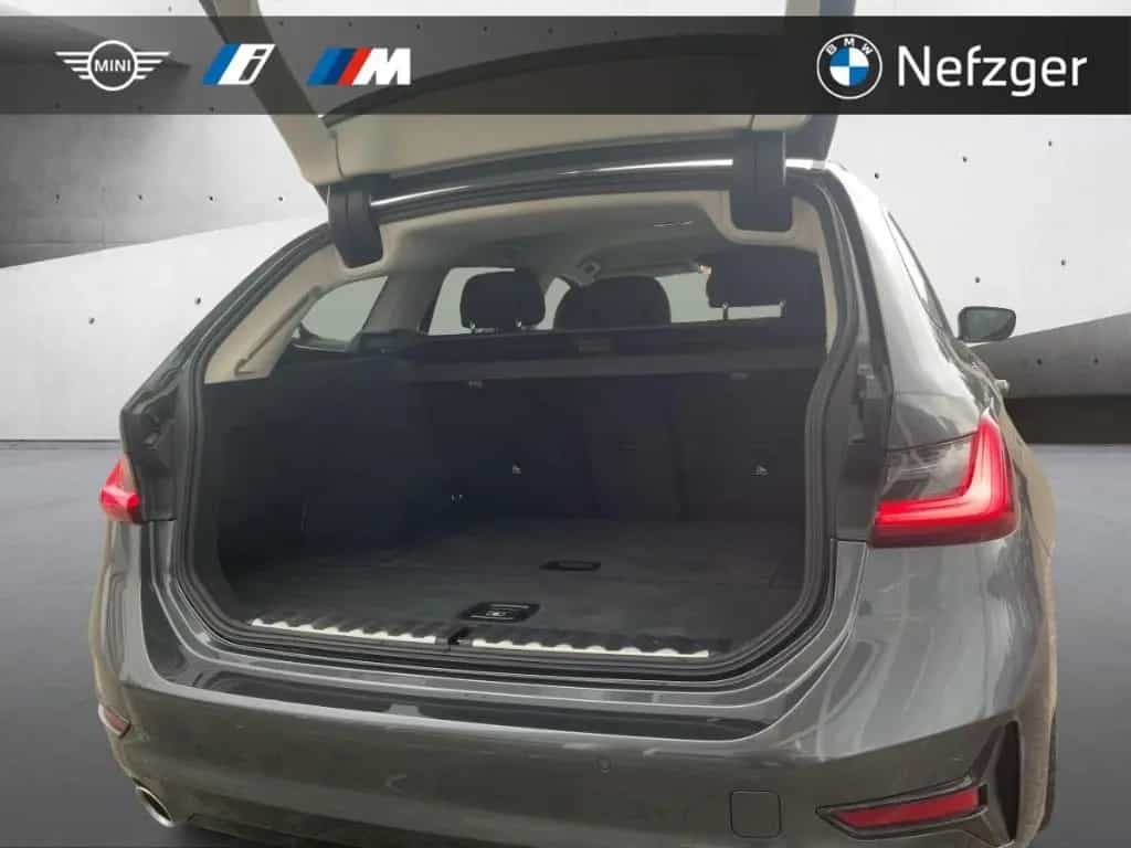 BMW 320 d xDrive Touring Sport Line  Park-Assistent 08/2022-photo-5
