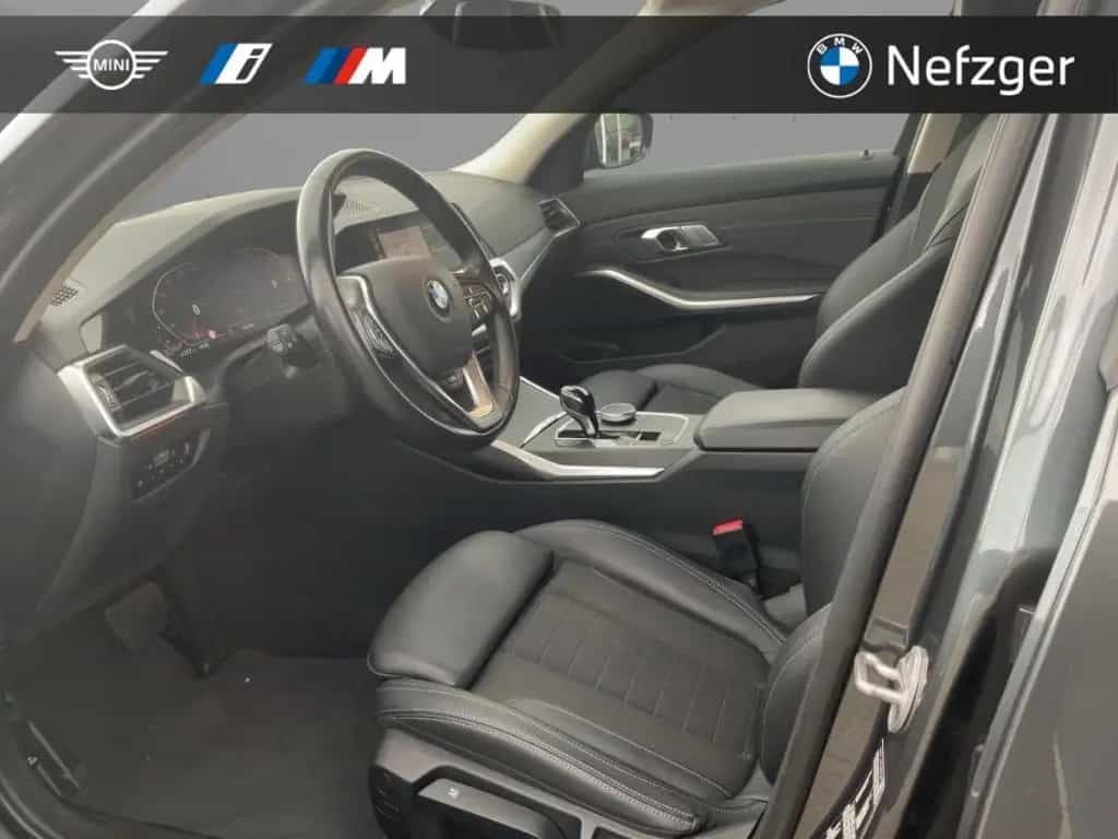 BMW 320 d xDrive Touring Sport Line  Park-Assistent 08/2022-photo-6