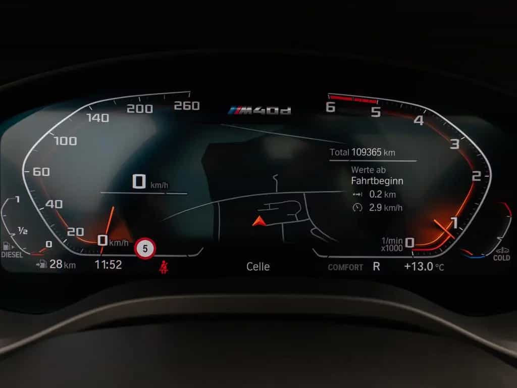 BMW X3 M40d Panorama 360°HUD DAB H/K AHK Komfort 21" 07/2021-photo-41
