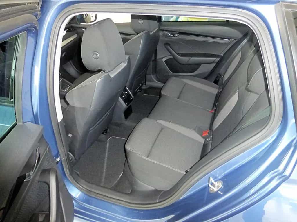 Skoda Octavia 1.5 TSI 150PS Ambition Matrixlicht,Navi. 07/2020-photo-11