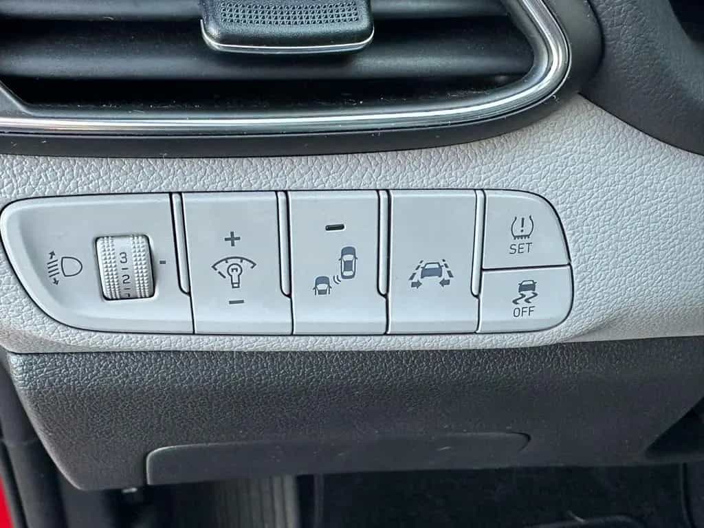 Hyundai i30 cw Premium LED ACC KAMERA LANE BLIND 12/2019-photo-3