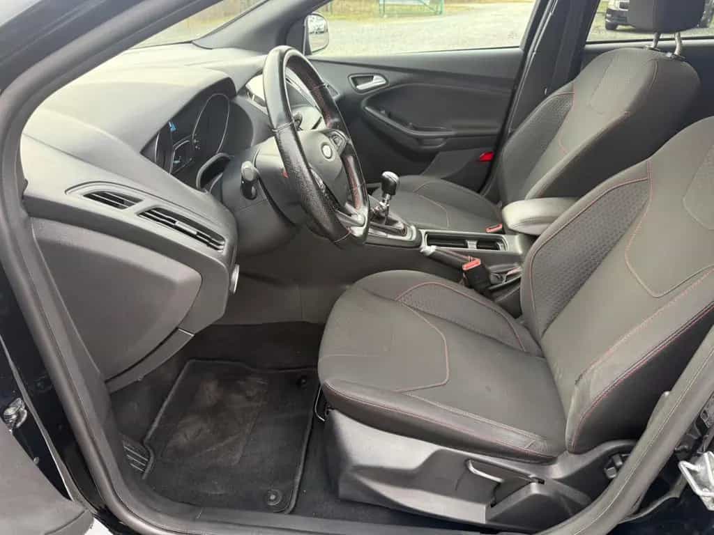 Ford Focus 1,5 EcoBoost ST-Line Turnier*NeuerMotor! 05/2018-photo-8