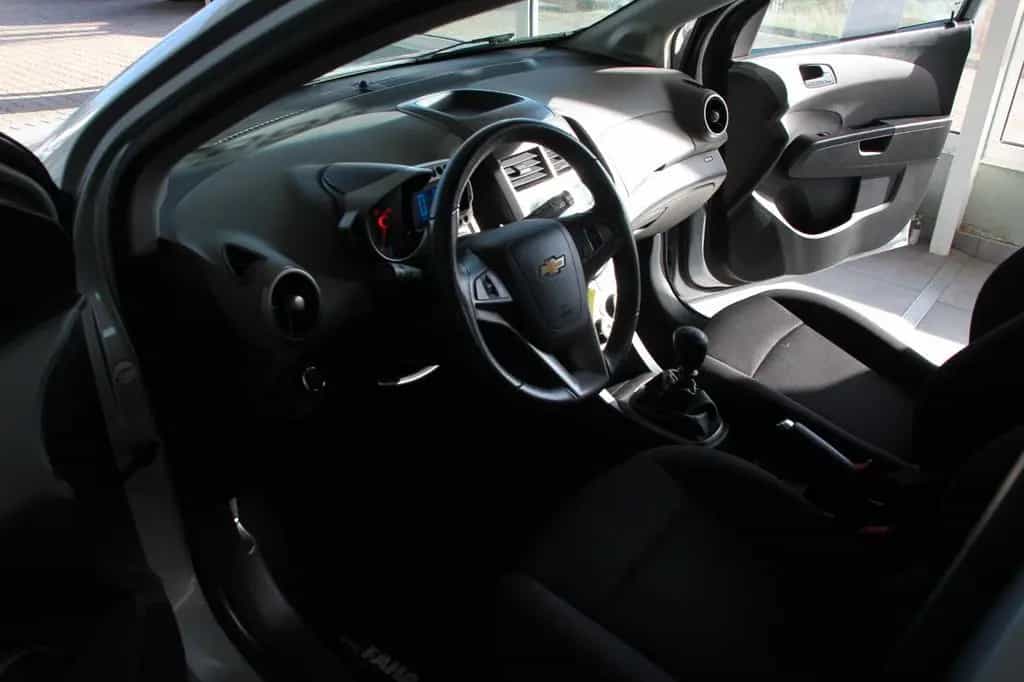 Chevrolet Aveo LTZ 07/2012-photo-10
